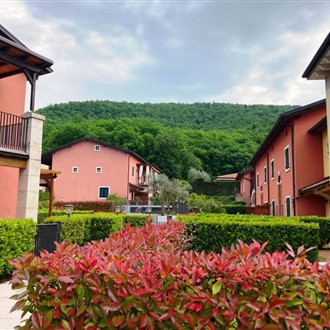 Bilocale via Ponte Tesina 5, Costermano sul Garda